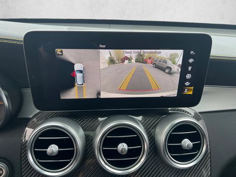 Used 2021 Mercedes-Benz GLC 63 AMG 4MATIC image 17