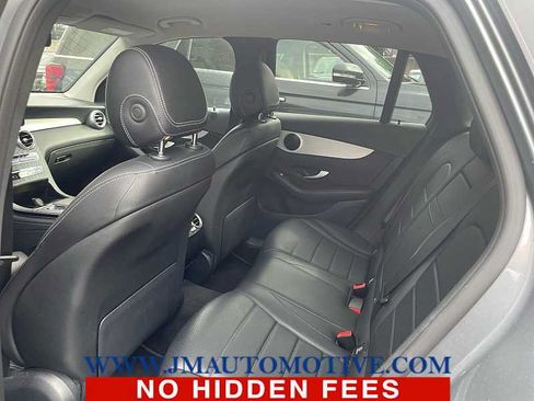 Used 2022 Mercedes-Benz GLC 300 4MATIC image 4