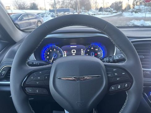 New 2026 Chrysler Pacifica Limited w/ S Appearance Package image 14