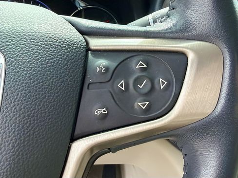 Used 2021 GMC Acadia Denali w/ Denali Technology Package FWD image 37