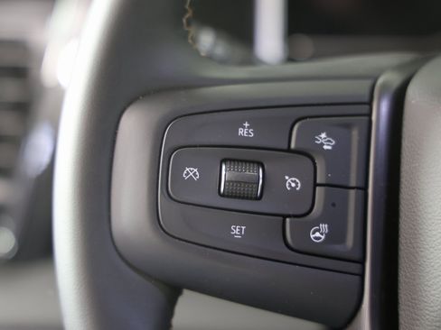 Certified 2025 GMC Sierra 2500 AT4 w/ Technology Package image 18