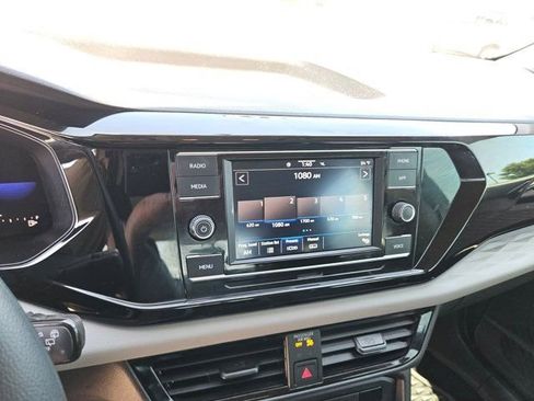 Used 2022 Volkswagen Taos S image 16