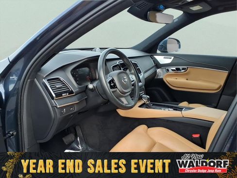 Used 2021 Volvo XC90 T6 Inscription w/ Lounge Package image 8
