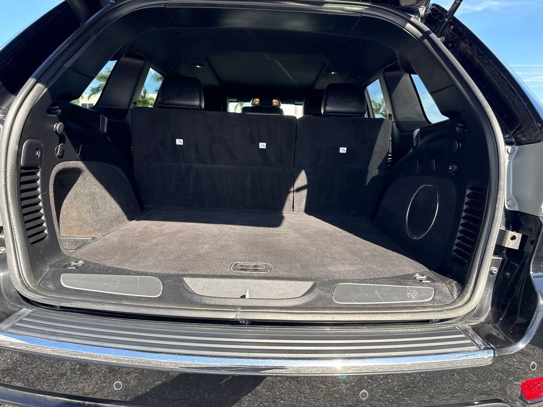 Used 2021 Jeep Grand Cherokee Overland AWD/4WD image 19