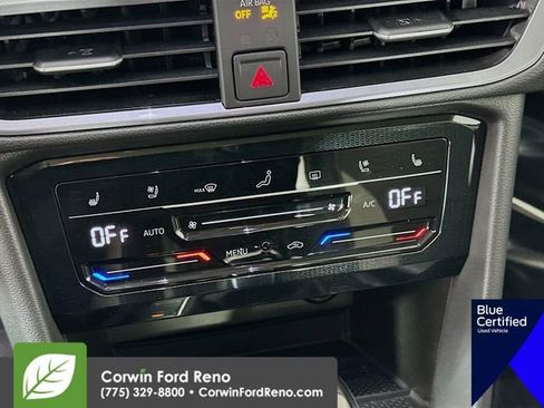 Used 2025 Volkswagen Taos SEL image 18