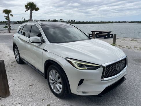 Used 2019 INFINITI QX50 Essential w/ Premium Audio Package FWD image 37