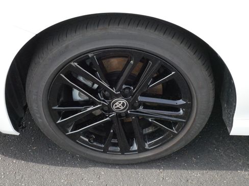 Certified 2026 Toyota Camry SE FWD image 15