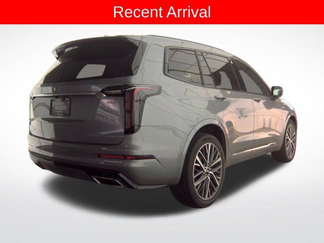 Used 2023 Cadillac XT6 Sport AWD/4WD image 3