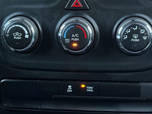 Used 2024 RAM 1500 Classic SLT image 22