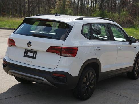 Used 2024 Volkswagen Taos S image 5