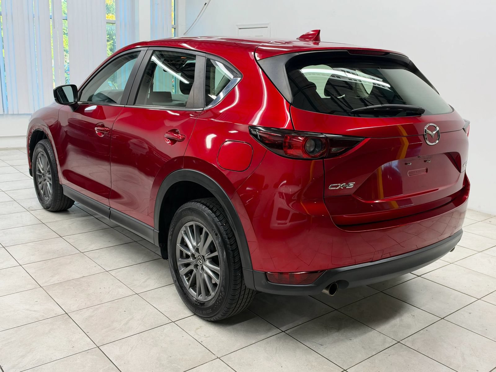 Used 2017 MAZDA CX-5 Sport FWD image 7