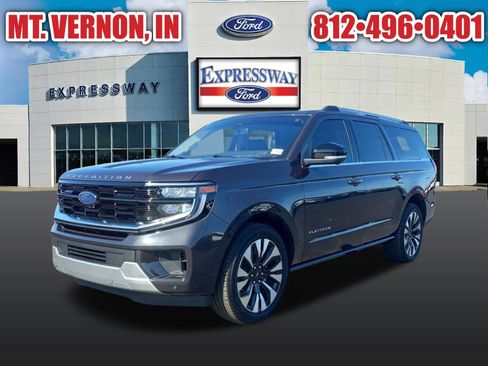 Used 2025 Ford Expedition Max Platinum w/ Driver's Package AWD/4WD image 3