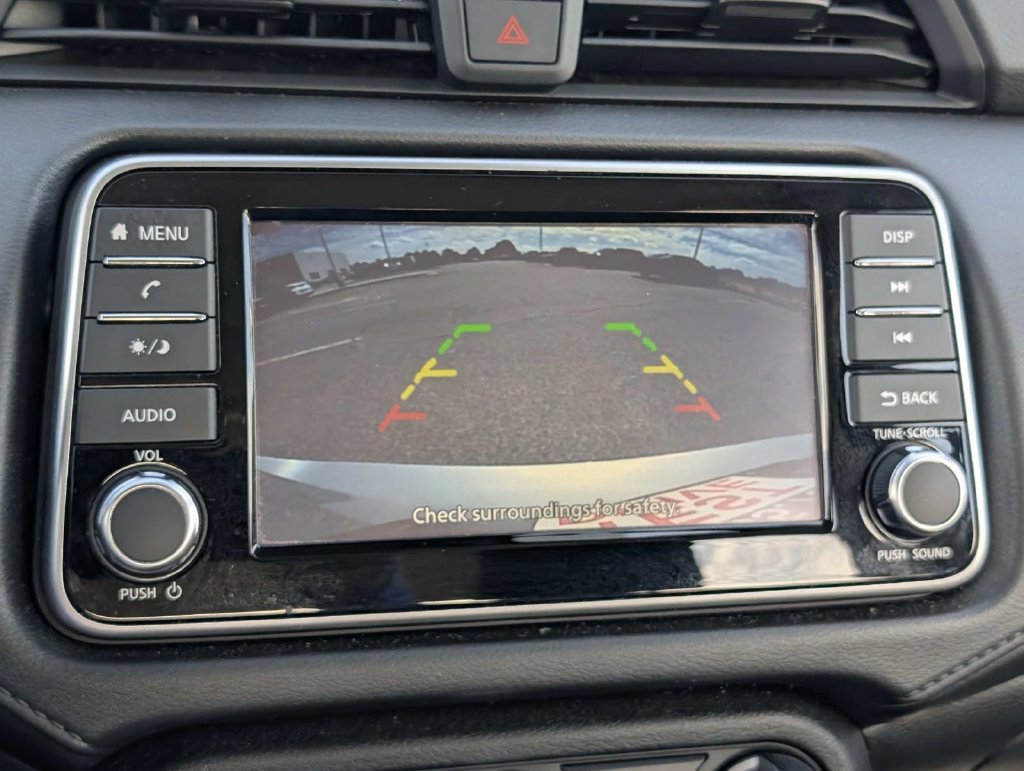 Used 2025 Nissan Versa S FWD image 22