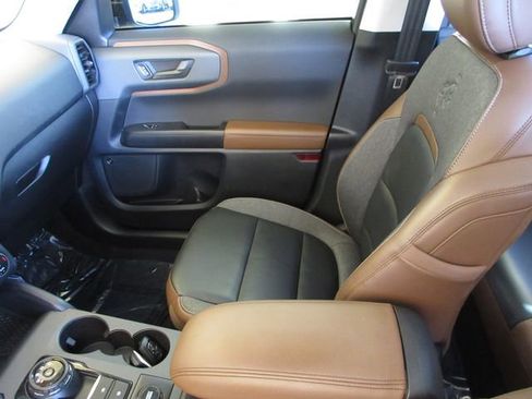 Certified 2023 Ford Bronco Sport Outer Banks w/ Tech Package image 22