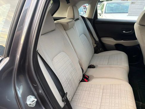 Used 2023 Honda HR-V LX image 14