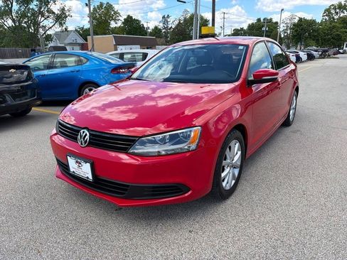 Used 2012 Volkswagen Jetta SE FWD image 4