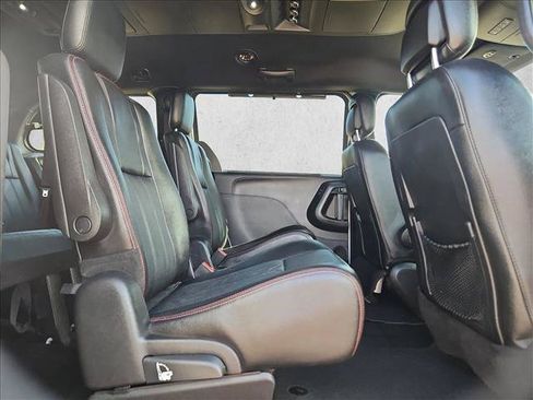 Used 2019 Dodge Grand Caravan GT FWD image 21