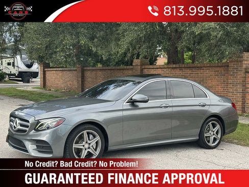 Used 2017 Mercedes-Benz E 300 image 1