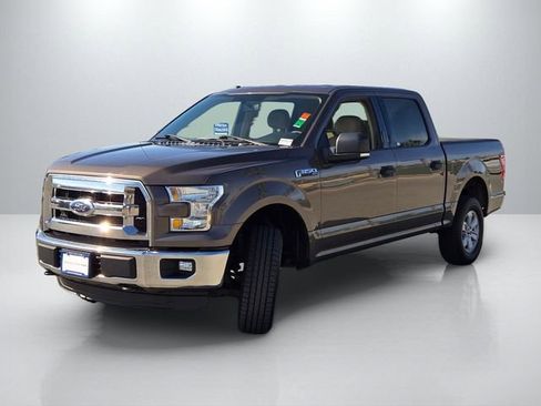 Used 2016 Ford F150 XLT w/ Equipment Group 301A Mid image 8