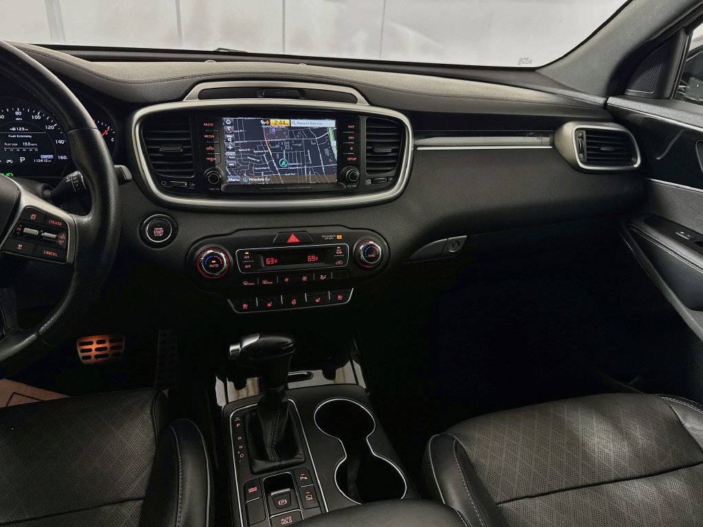 Used 2019 Kia Sorento SX FWD image 29