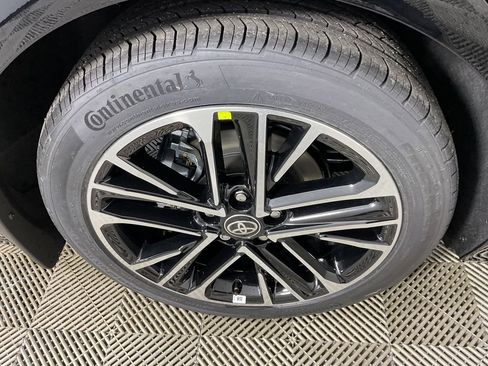 New 2026 Toyota Camry XLE image 9