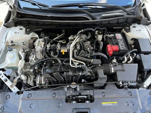 Used 2025 Nissan Altima 2.5 SV image 30