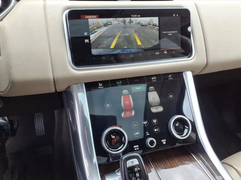 Used 2020 Land Rover Range Rover Sport HSE image 34