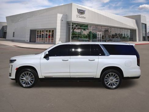 Certified 2024 Cadillac Escalade ESV Premium Luxury image 3
