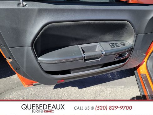 Used 2008 Dodge Challenger SRT8 image 9