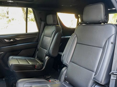 Used 2021 GMC Yukon Denali w/ Denali Ultimate Package image 19