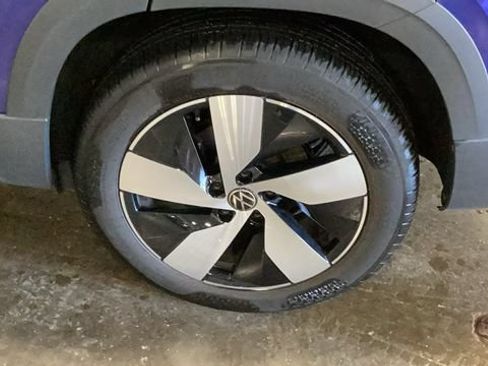 Used 2024 Volkswagen Taos S AWD/4WD image 12