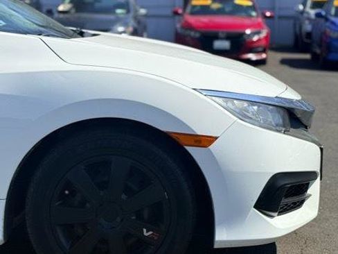 Used 2018 Honda Civic LX image 3