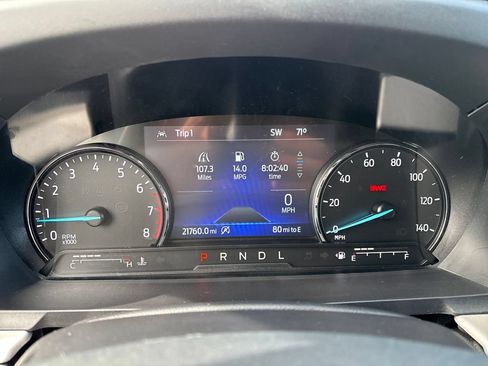 Used 2024 Ford Explorer XLT w/ Equipment Group 202A AWD/4WD image 20