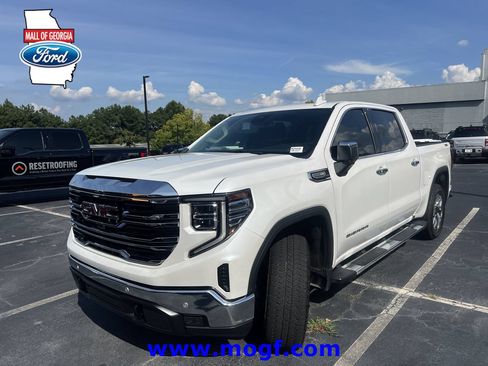 Used 2024 GMC Sierra 1500 SLT w/ SLT Premium Plus Package AWD/4WD image 1