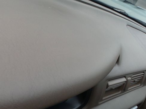 Used 1998 Toyota Camry LE image 19