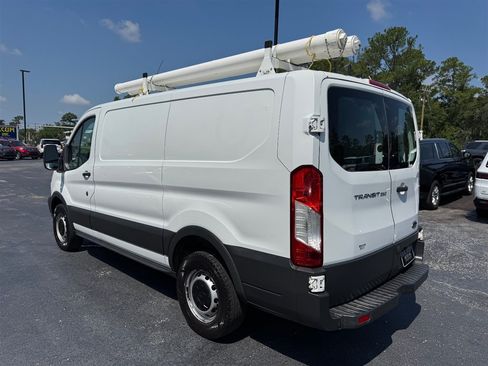 Used 2017 Ford Transit 250 130 Low Roof RWD image 6