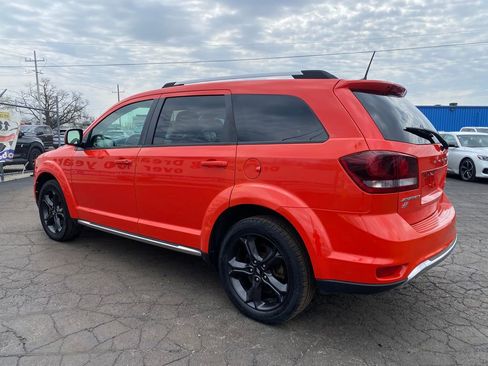 Used 2019 Dodge Journey Crossroad image 6