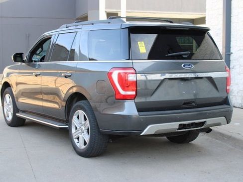 Used 2018 Ford Expedition XLT w/ Equipment Group 202A image 3
