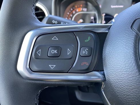 New 2026 Jeep Wrangler Unlimited Sahara AWD/4WD image 17