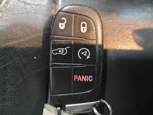 Used 2017 Jeep Grand Cherokee Limited AWD/4WD image 32