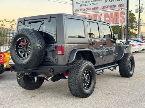 Used 2017 Jeep Wrangler Unlimited Sport w/ Connectivity Group image 9