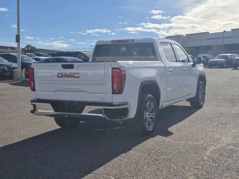 Used 2025 GMC Sierra 1500 SLT image 5
