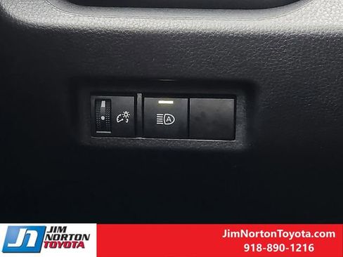 Used 2025 Toyota RAV4 LE image 23