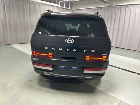 Used 2025 Hyundai Santa Fe Limited image 6