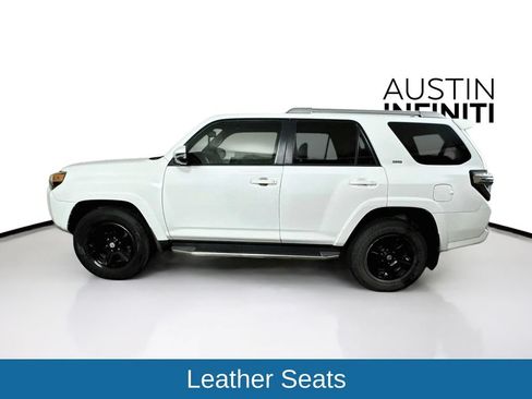 Used 2018 Toyota 4Runner SR5 Premium RWD image 4