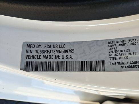 Used 2021 RAM 1500 Laramie AWD/4WD image 34