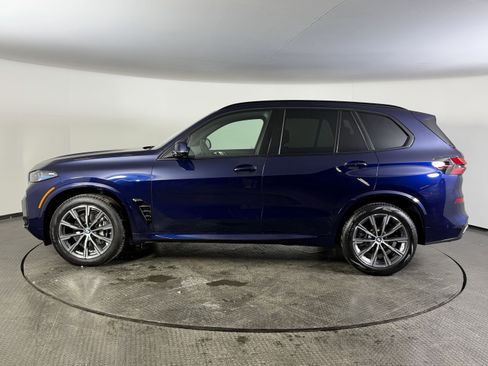 Certified 2025 BMW X5 xDrive40i image 8