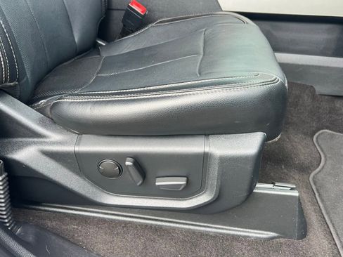Used 2020 Ford F150 Lariat w/ Equipment Group 502A Luxury AWD/4WD image 16