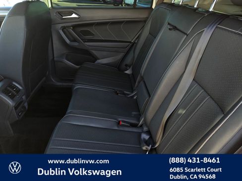 Certified 2023 Volkswagen Tiguan SE image 10