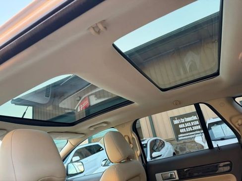 Used 2010 Lincoln MKX 2WD image 31